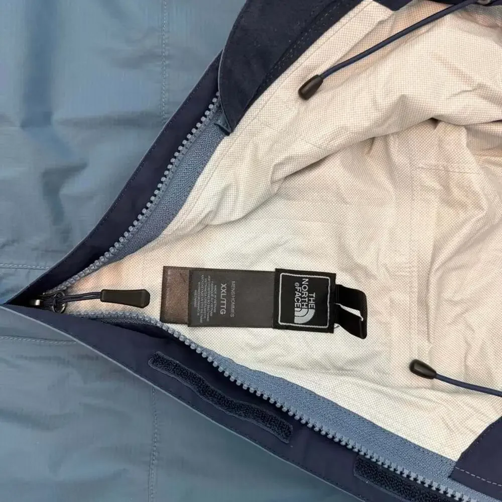 The North Face HyVent 2.5L Waterproof Hooded Rain Jacket Blue